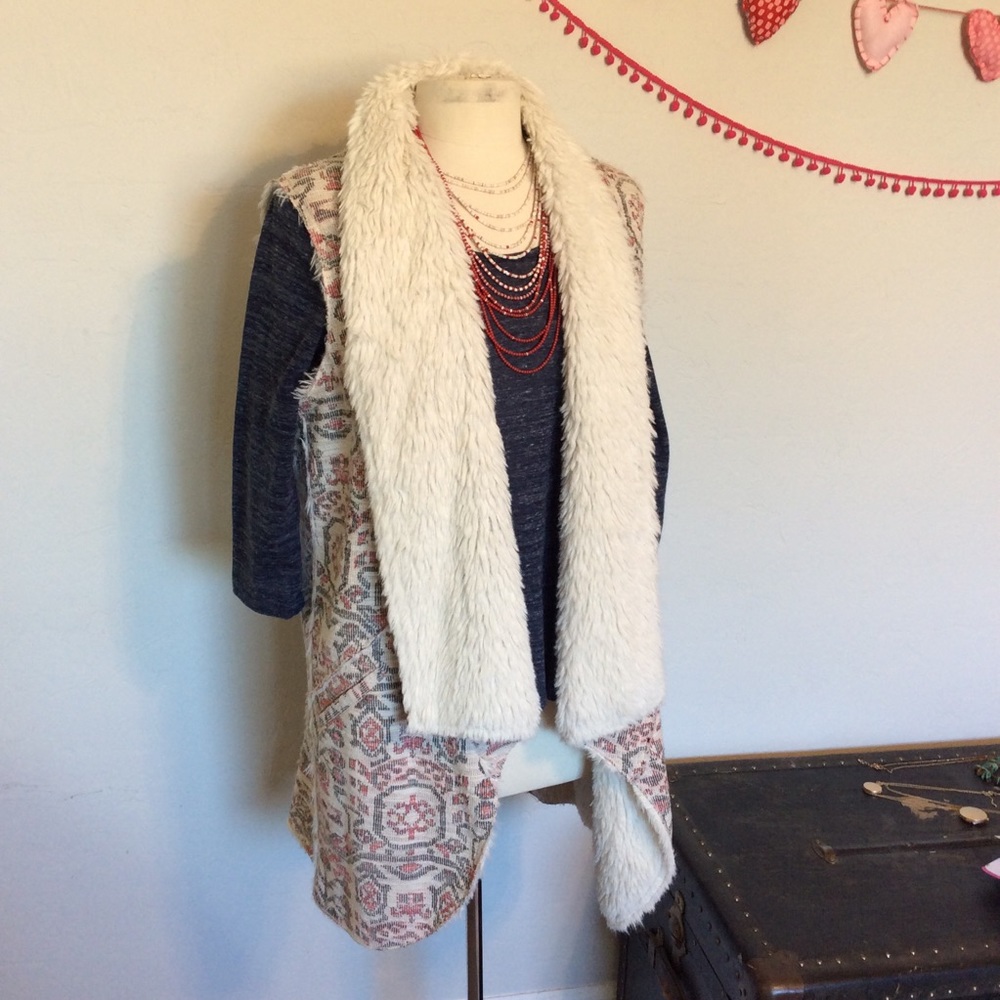 ANTHROPOLOGIE shearling vest Size L - Picture 2 of 6